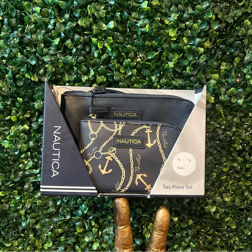 Nautica Navy and Gold Pouch Set